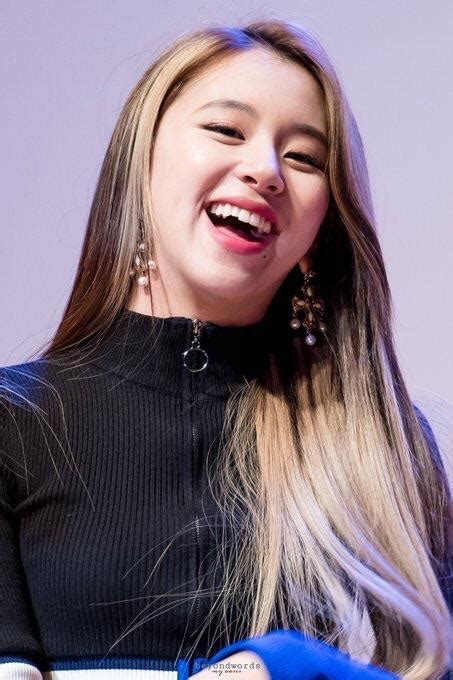 chaeyoung smile